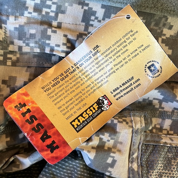 MASSIF Size Small Army ACU Camouflage  Flame Resistant Army Combat Shirt ACS NEW - Picture 7 of 14